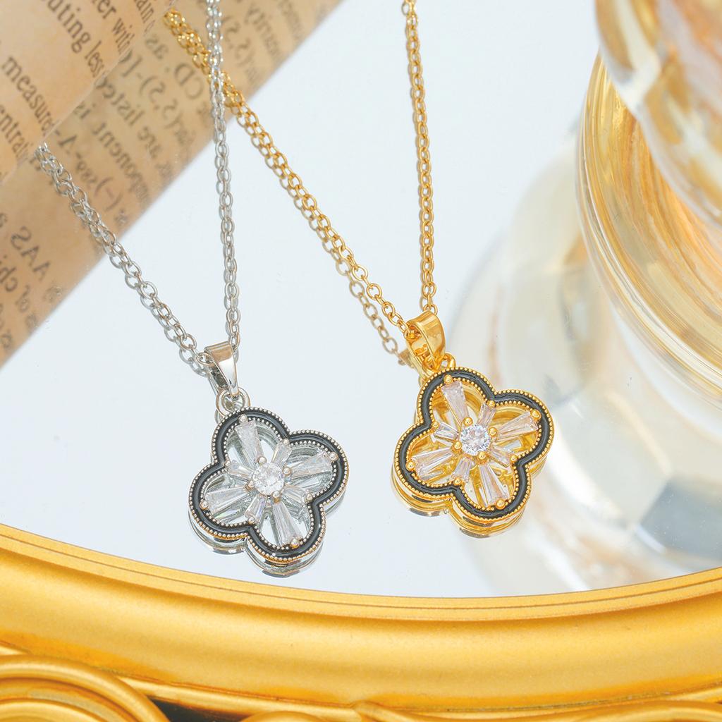 Light Luxury Full Diamond Four-leaf Flower Necklace for Women's Popular High-end Collarbone Chain Gift