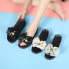 Internet celebrity cool slippers women's summer 2025 new muffin platform women's shoes comfortable wedge heel women's non-slip and wear-resistant