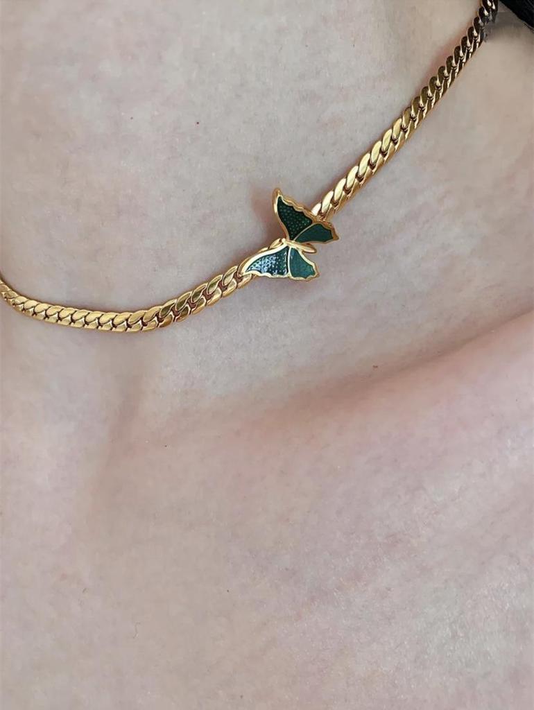 Retro Green Butterfly Cuban Chain Choker Necklace - Gold Plated Women's Accessory.