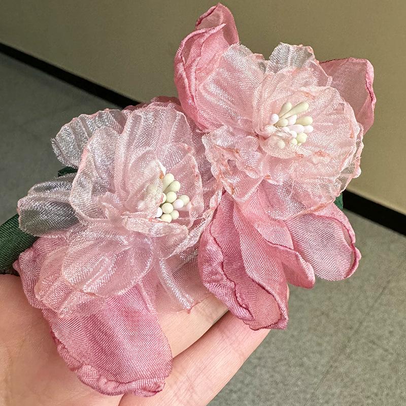 Super fairy atmosphere smart exquisite flower accessories beautiful earrings ins wind gentle fairy air playful smart versatile