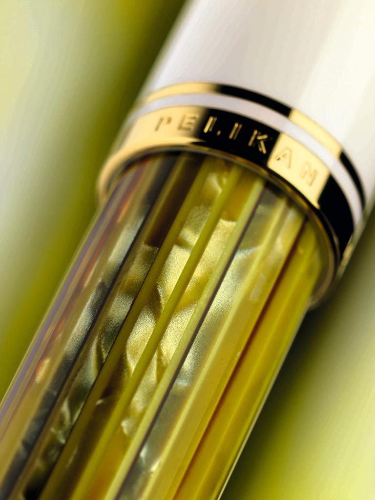Pelikan White Tortoise M400 Fountain Officially Imported Souverän Pen, B-Bold,