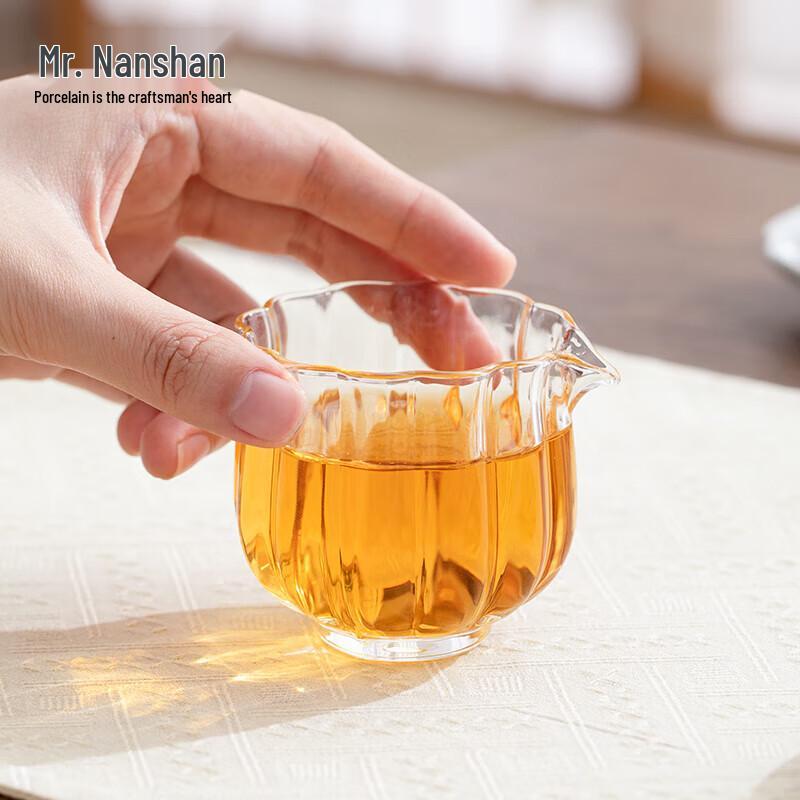 Lotus Glass Gongdao Cup Tea Sea