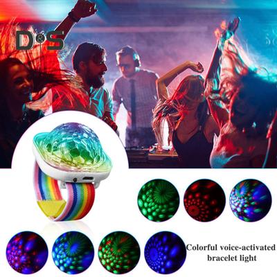 Opaska na nadgarstek z oświetleniem Disco Ball, aktywowana dźwiękiem, kompaktowa konstrukcja, przenośna, ładowalna, z oświetleniem stroboskopowym RGB