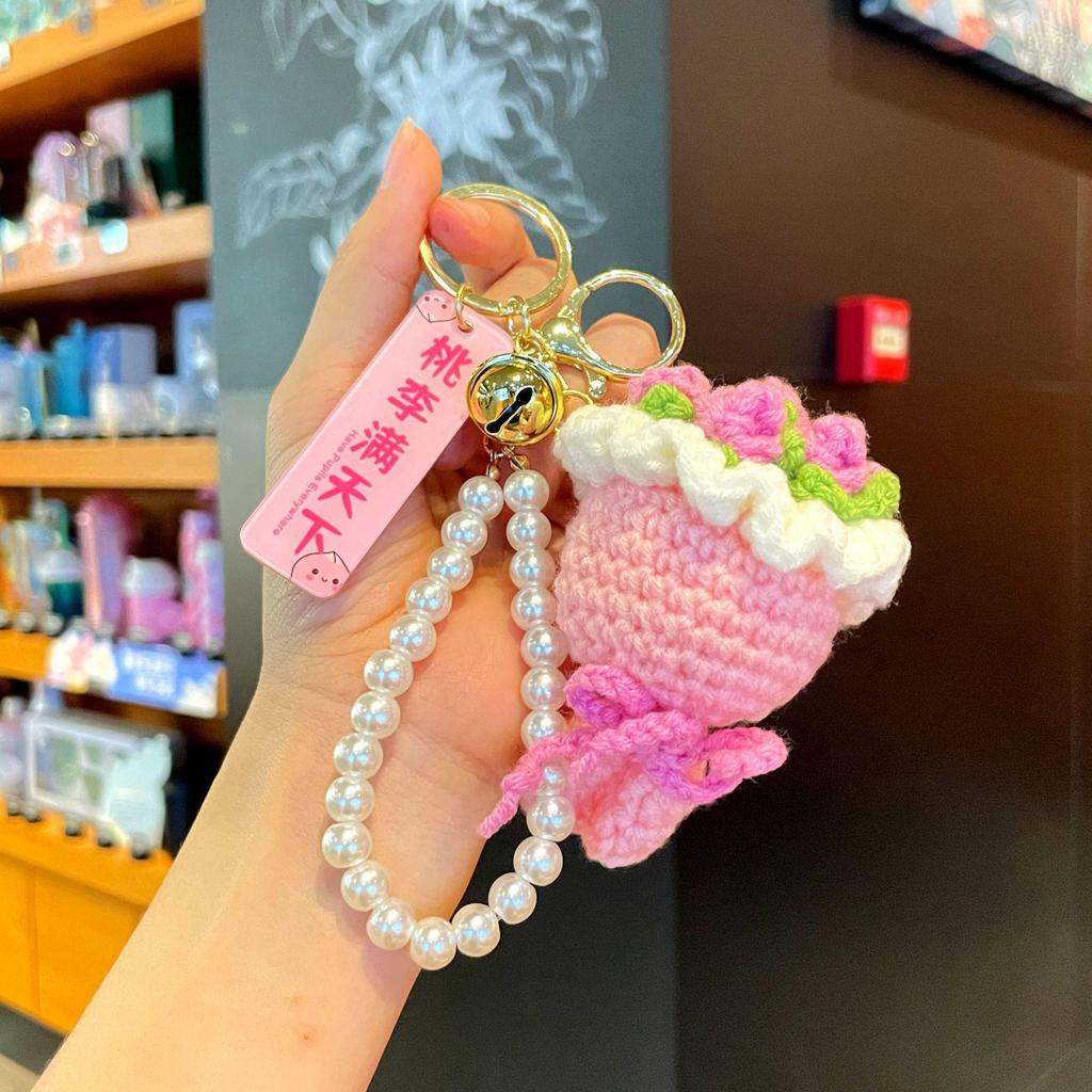 Goddess Festival Crocheted Rose Keychain - Creative Handheld Bouquet Gift for Women's Day