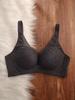 Soft and skin-friendly, gather, lift and close the secondary breasts, anti-sagging, large breasts, small and comfortable, thin, no steel ring bra.