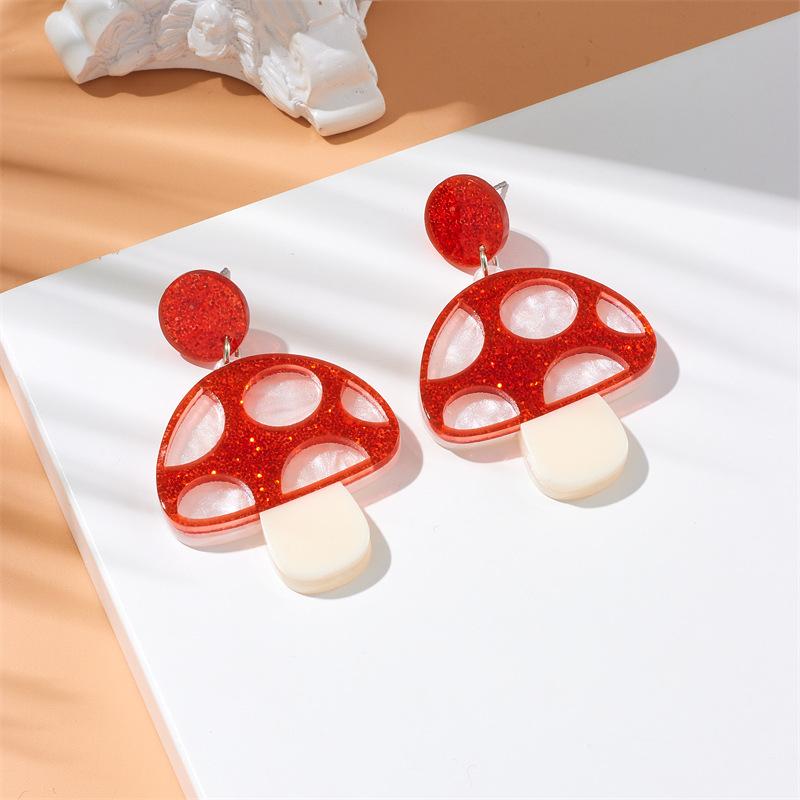European and American Acrylic Mushroom Earrings Are Cute, Interesting, Personalized, and Fashionable Earrings