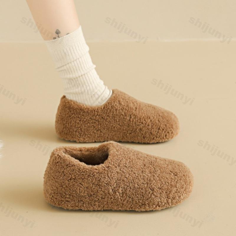 Winter New Plush Shoes for Women Comfortable Soft Warm Cotton Shoes Fashion Versatile Solid Color Fluffy Slip on Flat Shoes