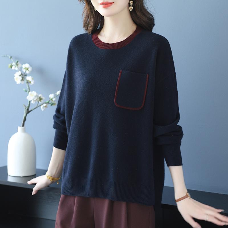 Women's Loose Pure Wool Sweater: Thickened Autumn/Winter, Round Neck, Single Pocket, Stylish Middle-Aged Mother's Knitwear.