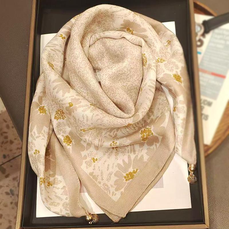 106x65cm Necklace Gift Silk Scarf Elegant Painted Pattern Versatile Neck Scarf Luxury Magnetic Closure French Style Multi-Color