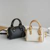 Niche Design Bag Women's New Contrasting Color Boston Pillow Bag Versatile Casual Portable Shoulder Messenger Bag
