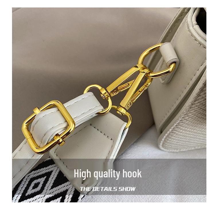 Korean Elegant Fashion: Minimalist 2025 Crossbody Small Square Bag for Women