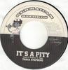 7inch Record TANYA STEPHENS  NOSLIW  Its A Pity  Nur Dabei GR070052 Germaican Recor 2002 Jamaica Reggae Ska  Dub Used