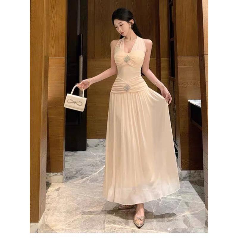 Neck bead dress women's lake green backless strap waist and thin new seaside vacation beach dress