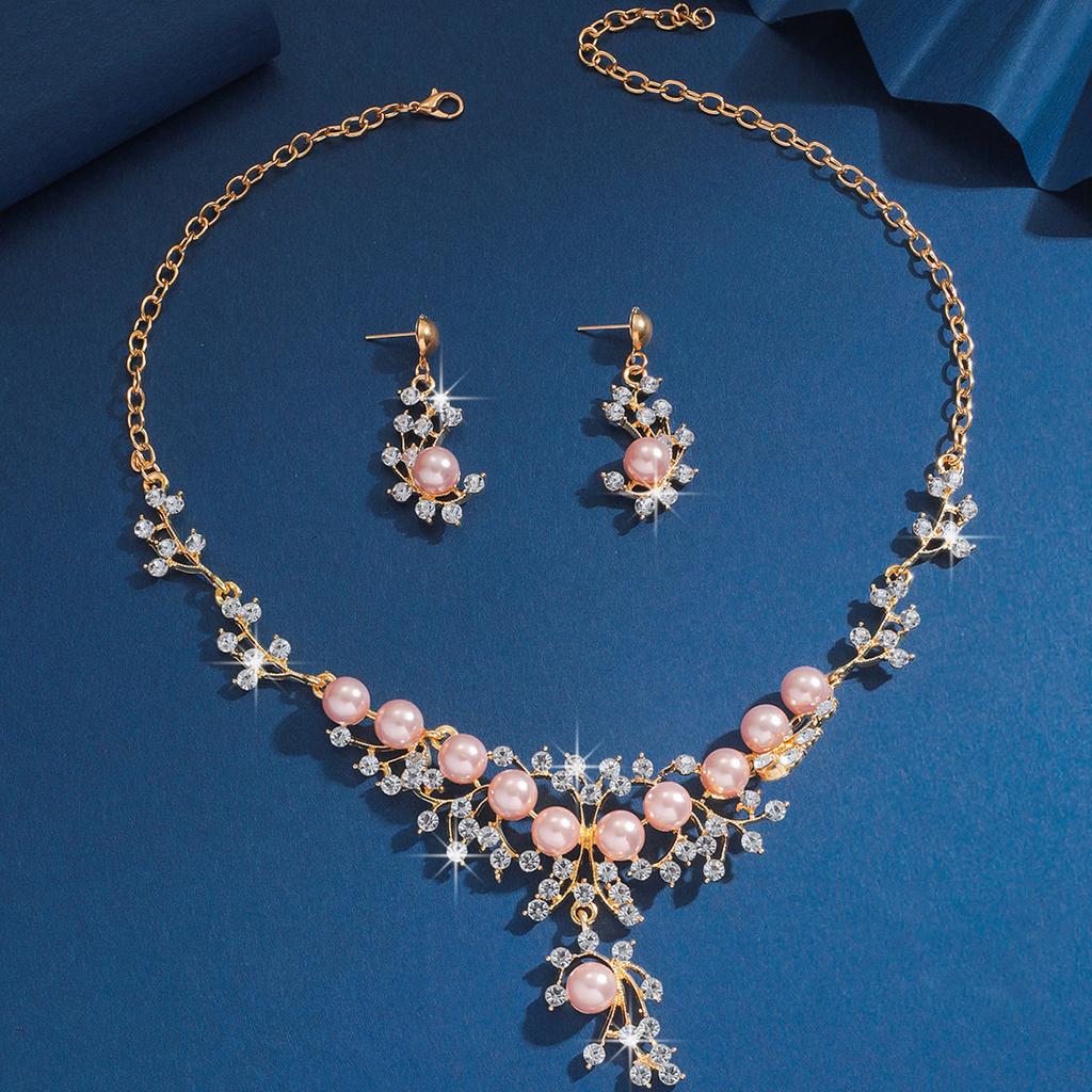 3 pcs Zircon set with artificial pearl decorative necklace and earrings, suitable for women to attend parties