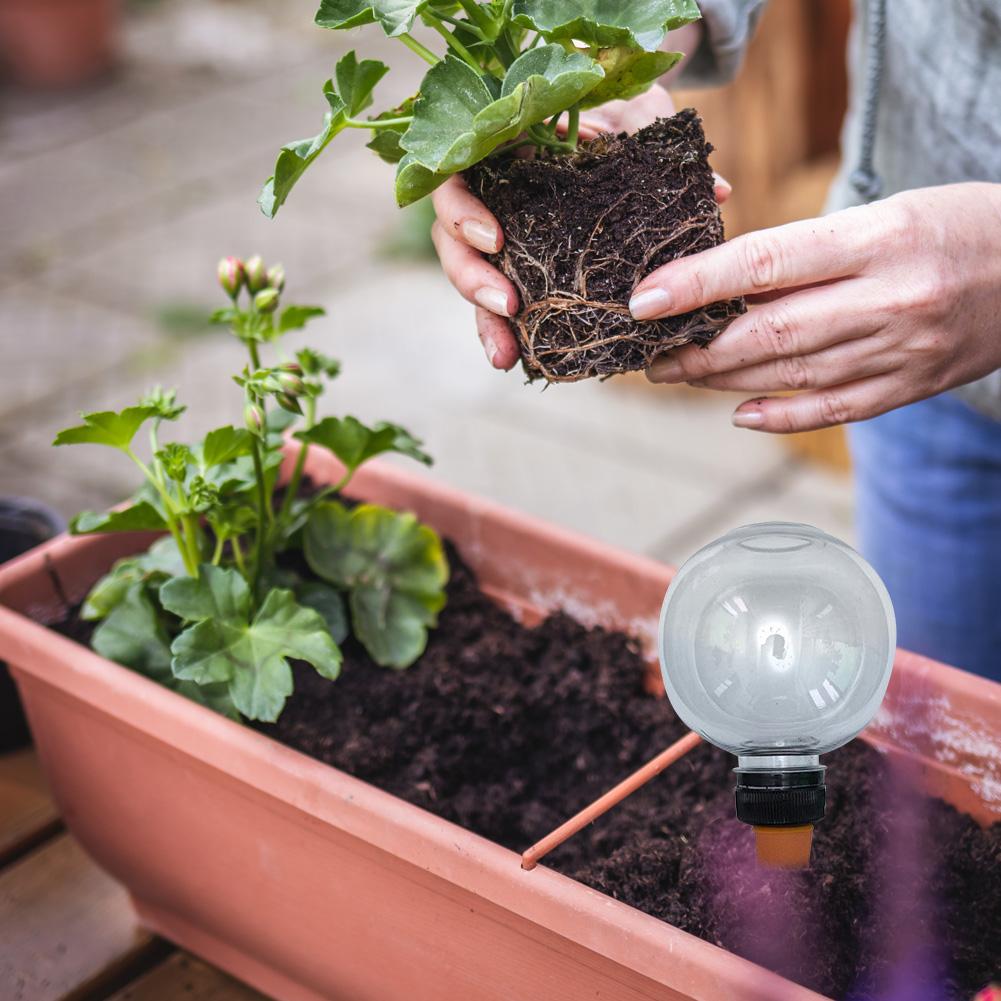 4Pcs 500ML Plant Watering Globes Transparent Self Watering Bulbs Plastic Water Seepage Device for Indoor Outdoor Plant