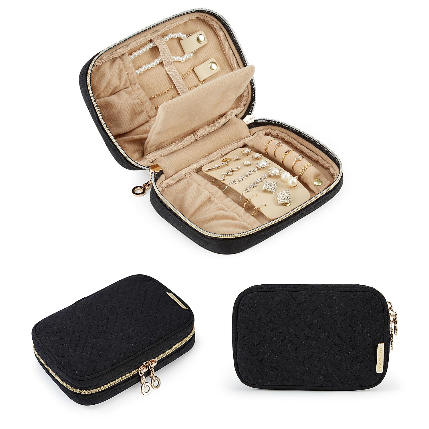 

BAGSMART Travel Jewelry Organizer Case Small Jewelry Roll for Journey-Rings, Necklaces, Earrings, Bracelets чорний