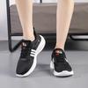 Spring and Autumn New Couple Mesh Breathable Sports Running Shoes Student Men's Lightweight Casual Shoes
