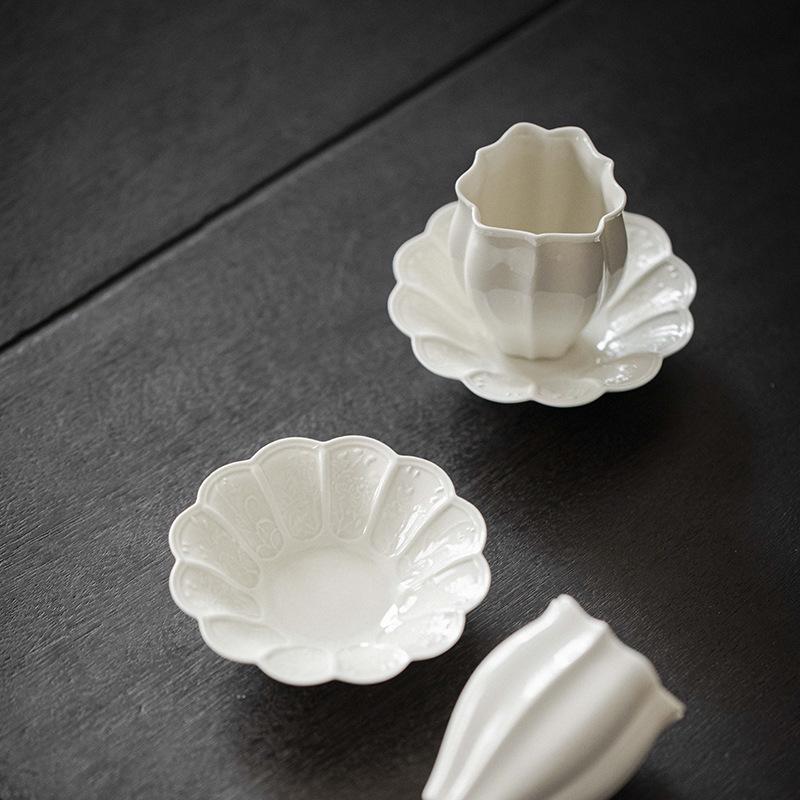 Relief Cup Coaster Plum Orchid Bamboo Chrysanthemum Pattern Ceramic Tea Coaster Heat Resistant Tea Tray Tea Ceremony Accessories