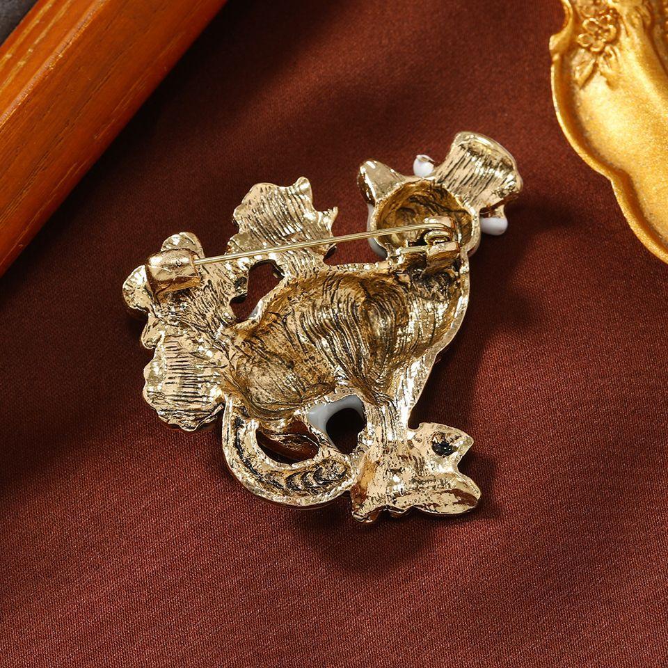 Vintage Women Men Fashion Enamel Cat Flower Badges Brooch Retro Classic Design Drip Oil Crystal Pins Accessories For Lady