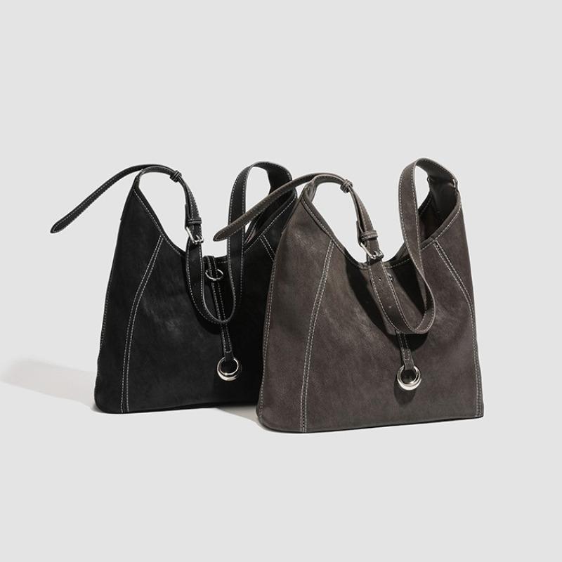 Retro Tote Bag with Large Capacity for Trendy Styling, with An Underarm Strap, A High-end Single Shoulder Bag.