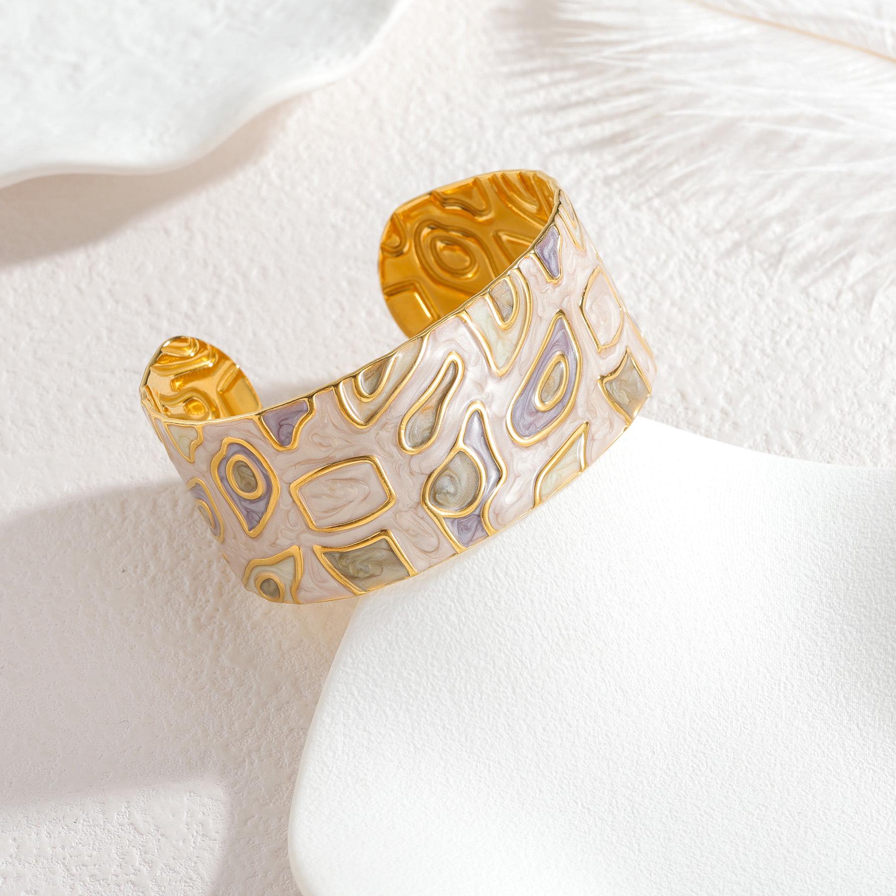 

Браслет-манжета из титана с геометрическим узором из нержавеющей стали с покрытием из 18-каратного золота для женщин