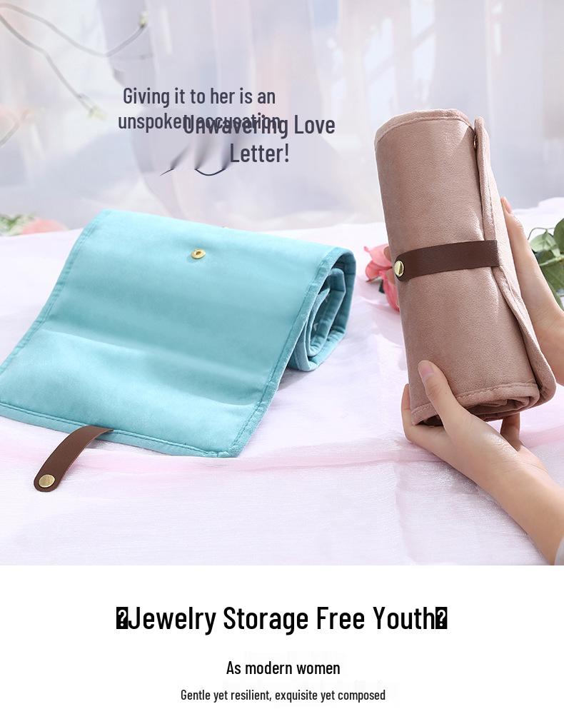 Portable Velvet Jewelry Organizer: Multi-layer Roll-up Bag for Earrings & Necklaces