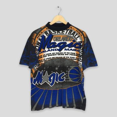 Vintage 90s Orlando Magic ΝΒΑ Μπάσκετ Υπερεκτυπωμένο T-shirt Μικρή Ομάδα Magic ΝΒΑ Shaq O'Neal Penny Magic Πρωταθλητής Αθλητικά T-shirts Μέγεθος S