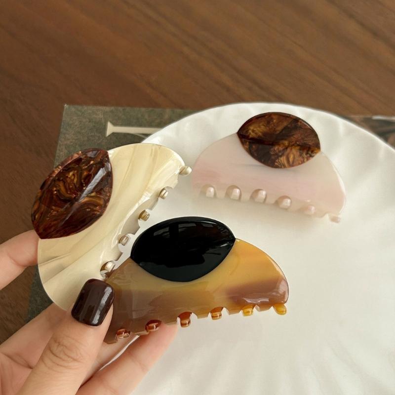 Sophisticated Acetate Hair Claw Clip French Styles Hair Ornament For Women Fashion Barrettes Costume Hair Styling