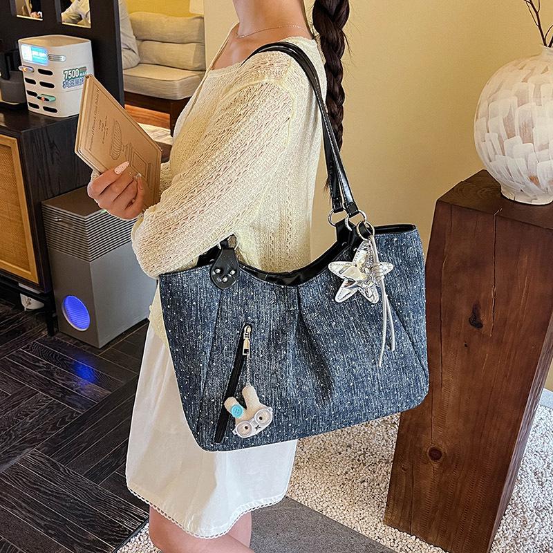 Korean Retro Polka Dot Tote Bag: Versatile, High-Capacity College Style Shoulder Handbag