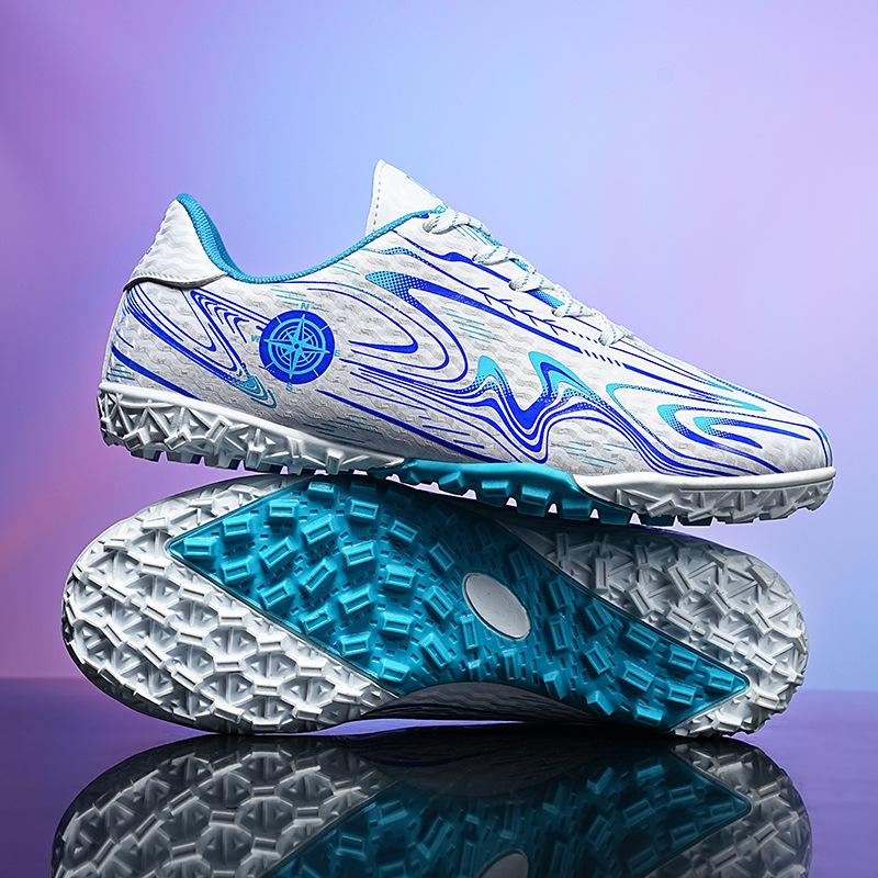 Large size children's spike football shoes male outdoor primary and secondary school students broken shoes training youth sports