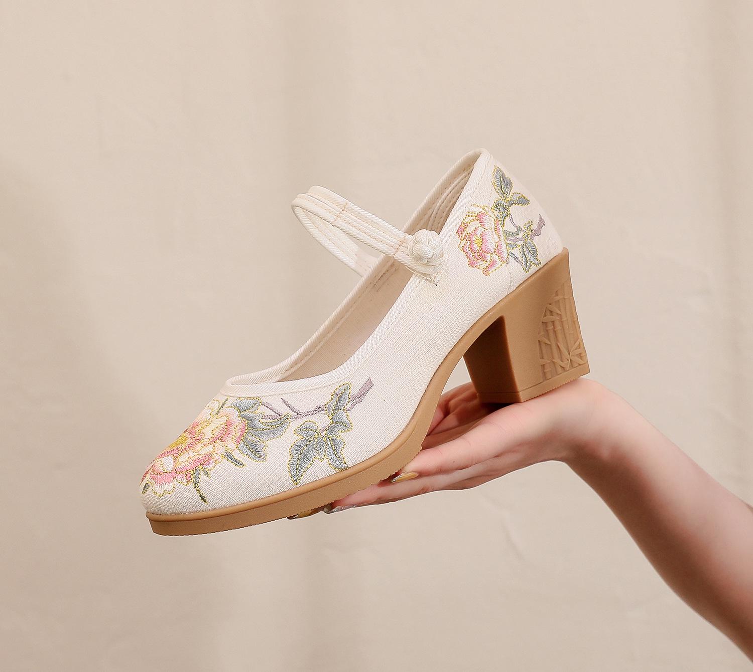 Xiangsi 2023 Embroidered Mid-Heel Women s Hanfu Qipao Shoes - Versatile Ethnic Dance Style 37 белый