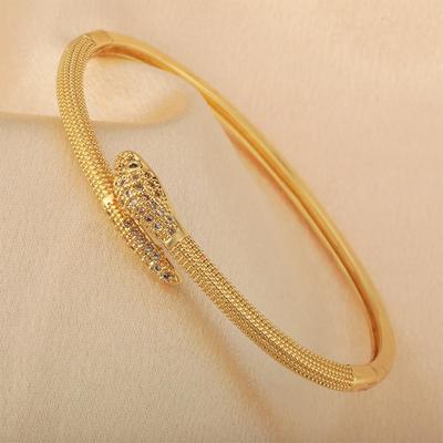 Snake Head Bracelet Women's Light Luxury Versatile Creative Unique Bracelet