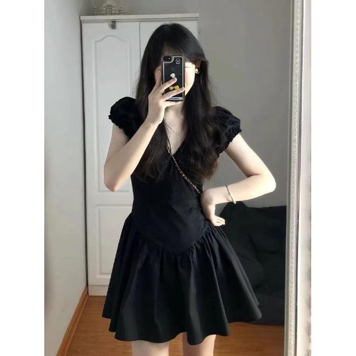 Women s Summer 2026 V-Neck Black Dress: French Style, Slimming, Sexy, Petite, Short Skirt XL чёрный