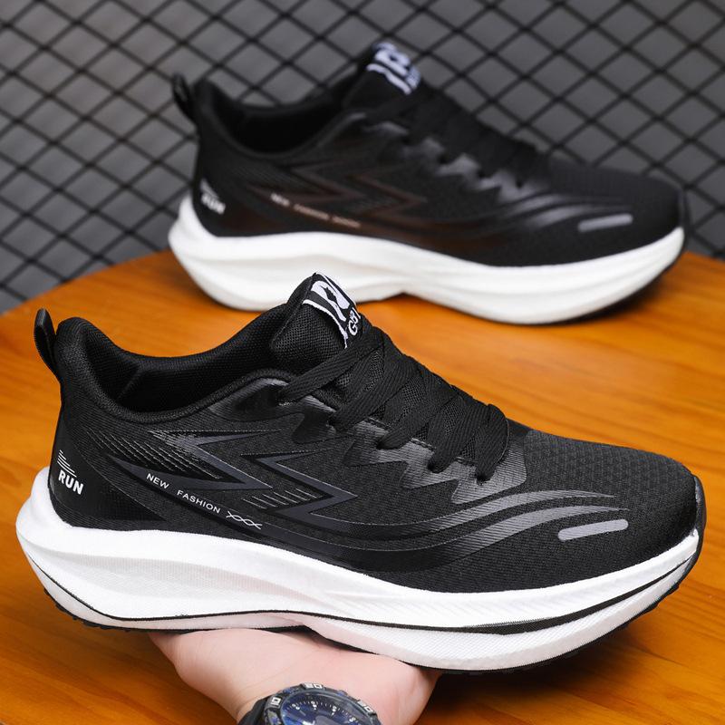 

Кроссовки высокоэластичные амортизирующие настоящие взрывные нескользящие легкие повседневные туфли спортивная обувь для бега мужская обувь модная женская обувь 36 чёрный