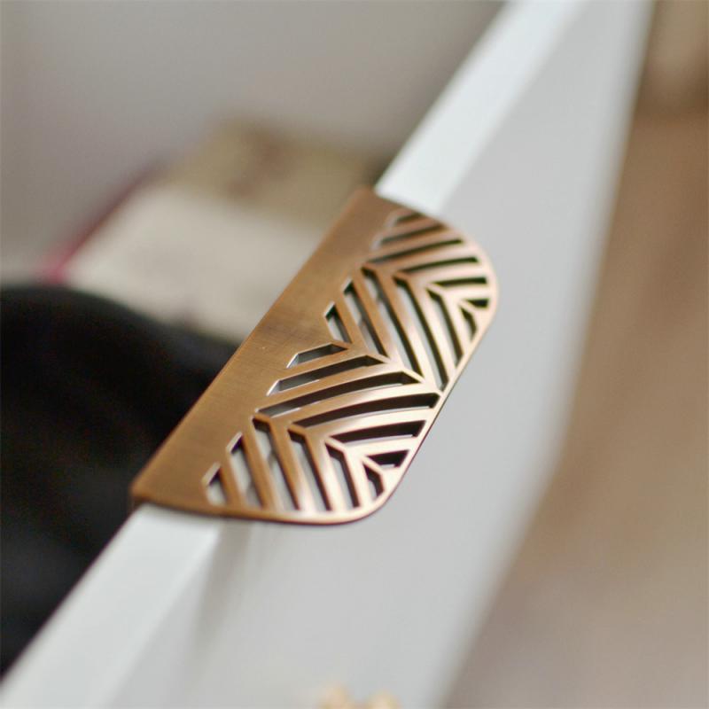 Handle Simple Nordic Leaf Type Zinc Alloy Installation Furniture Handle Cabinet Wardrobe Furniture Drawer