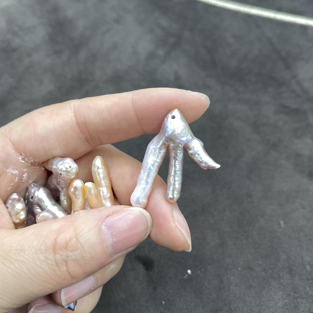 1Pc, Chicken-claw Shape Pearl Pendant With Hole, Natural Freshwater Pearl Charms for Jewelry Making DIY Necklace Bracelet Accessories 18×30mm
