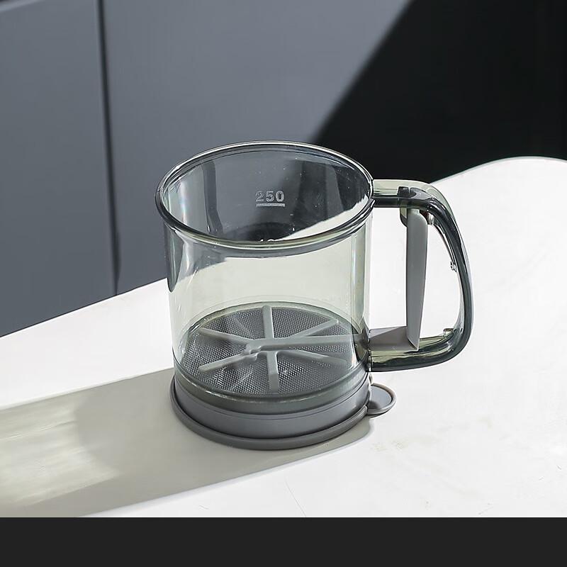 

Pabei Handheld Semi-Automatic Flour Sifter