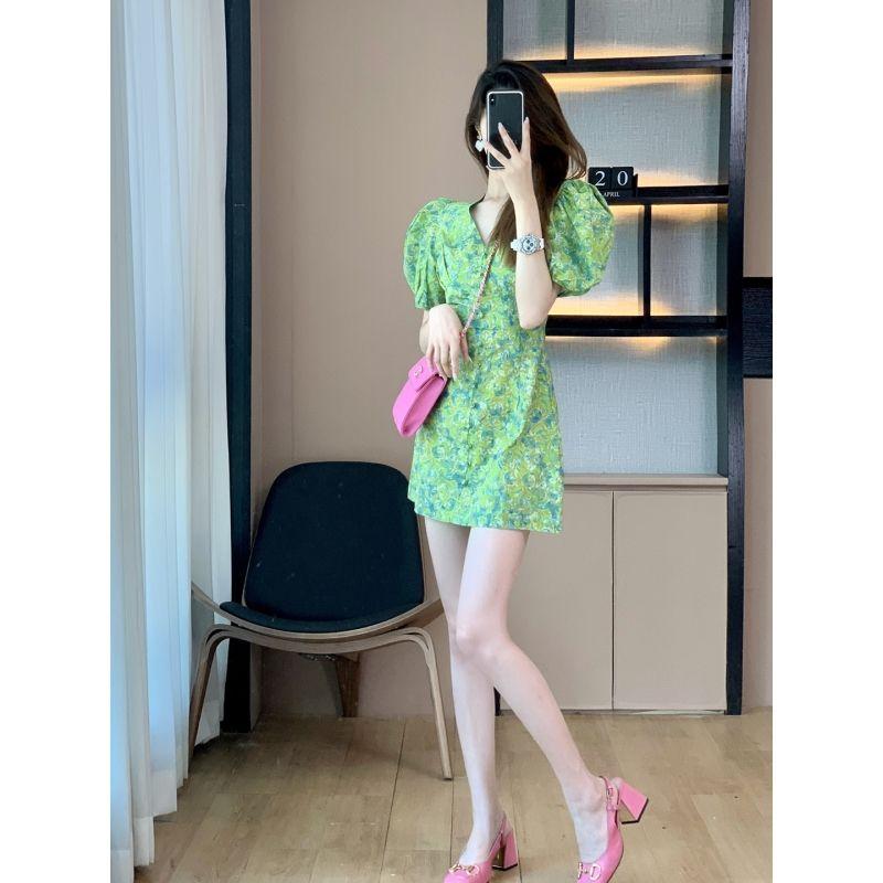 Romantic and Elegant Green Floral French Puff Sleeve Dress for Women
