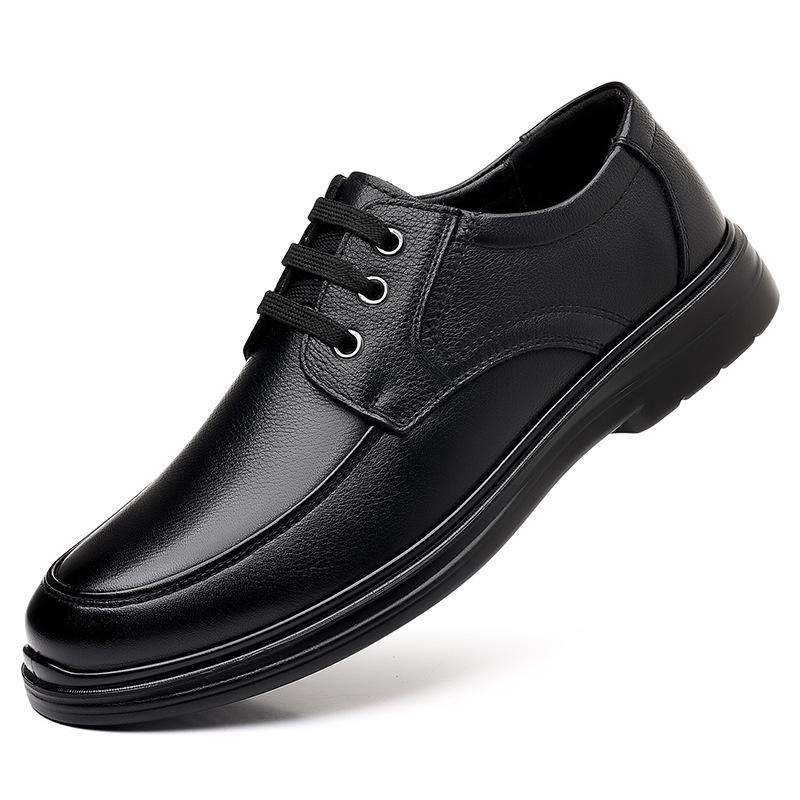 Casual leather shoes men's 2025 new formal business leather shoes fashionable and versatile middle-aged and elderly fathers warm and velvet men's shoe