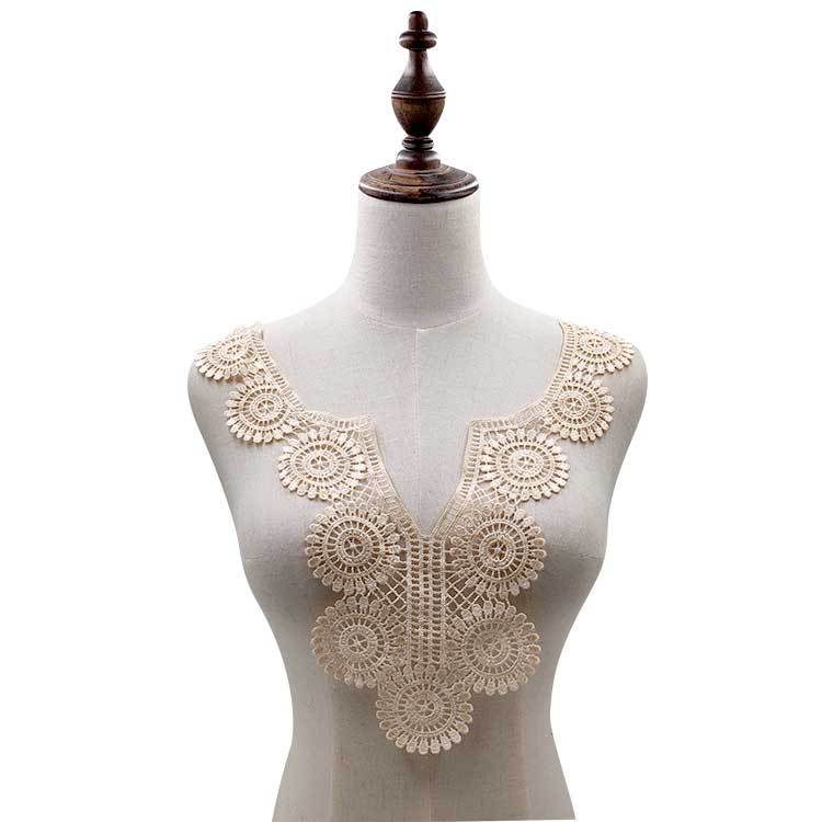 Water-soluble collar, polyester silk embroidered collar, three-dimensional hollow corsage, lace false collar DIY lace accessories