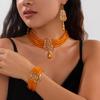 Flerlags perlesmykkesett for kvinner Brud bryllupsbånd Elegante jenter Fargerike perler Anheng Kjede Halskjede Armbånd Ørepyntsett Luksussmykker