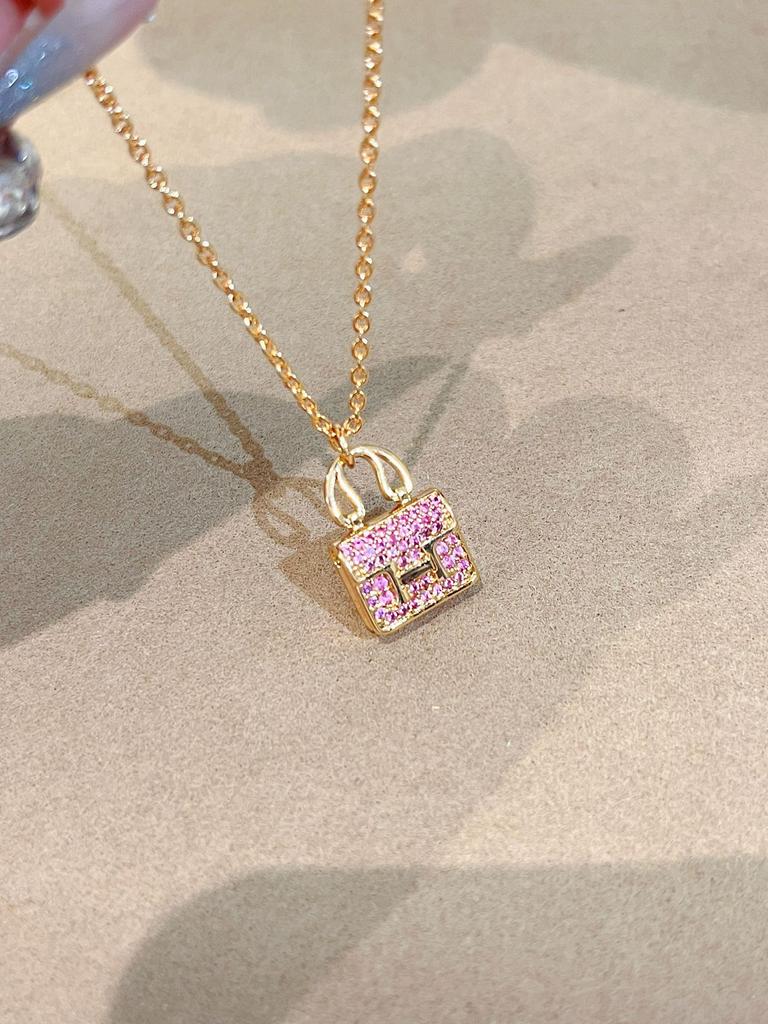 Full Diamond H Letter Bag Necklace Female Real Gold Electroplating High Version Light Luxury Simple Versatile Collarbone Chain Exquisite