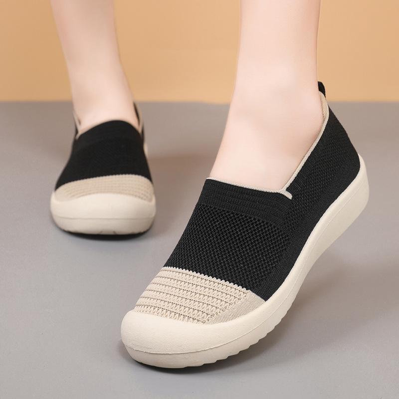 Летние новые легкие однопедальные туфли для женщин среднего и пожилого возраста, дышащие и универсальные сетчатые туфли, тканевые туфли 36 чёрный