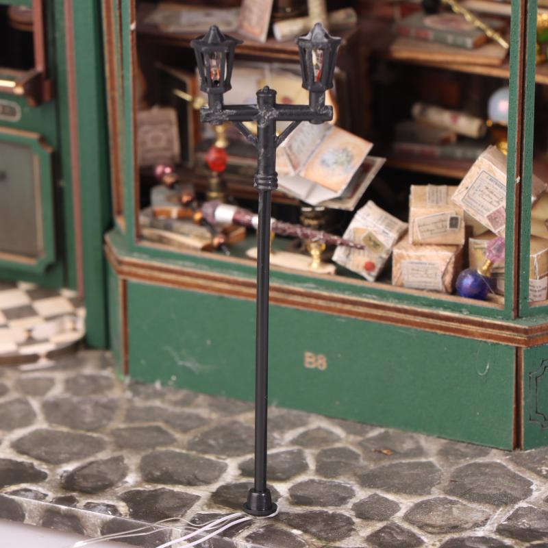 10Pcs Railway Bonsai Micro Landscape Decor For Rail And Building Layout Model Railway Lamppost Led Park Lanterns Lamps