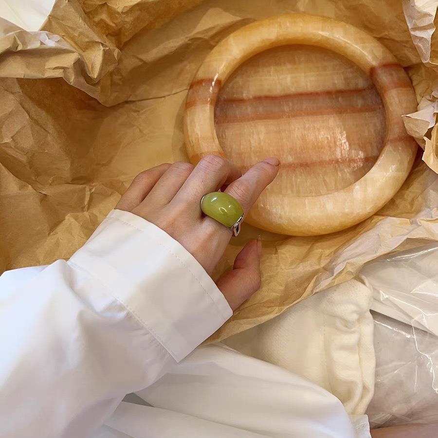 Korean Green Grape Jade Ring: White Gold-Plated Fashionable Women's Copper Ring