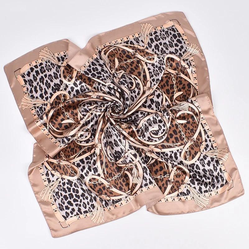 1Pcs Women'S Leopard Print 90 Silk Scarf Imitation Silk Fashion Trend Leopard Print Multi-Color Stitching Large Square Scarf