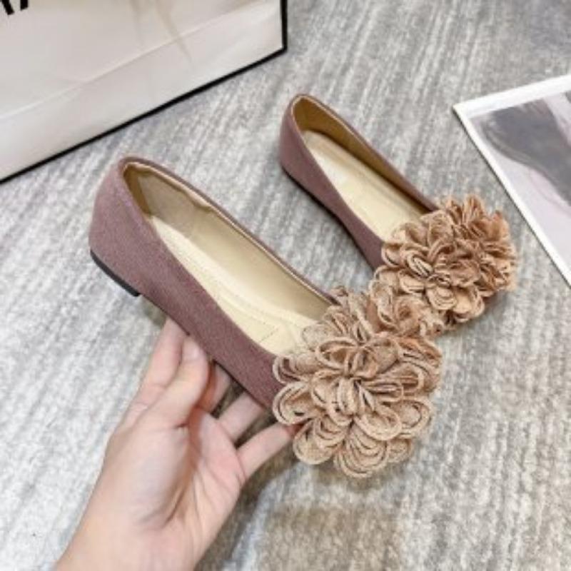 

Туфли-лодочки с мелким вырезом и плоской подошвой, цветочные вечерние туфли, нежный ветер с юбкой, темперамент, удобные и универсальные, красивые женские осенние туфли 41 розовый