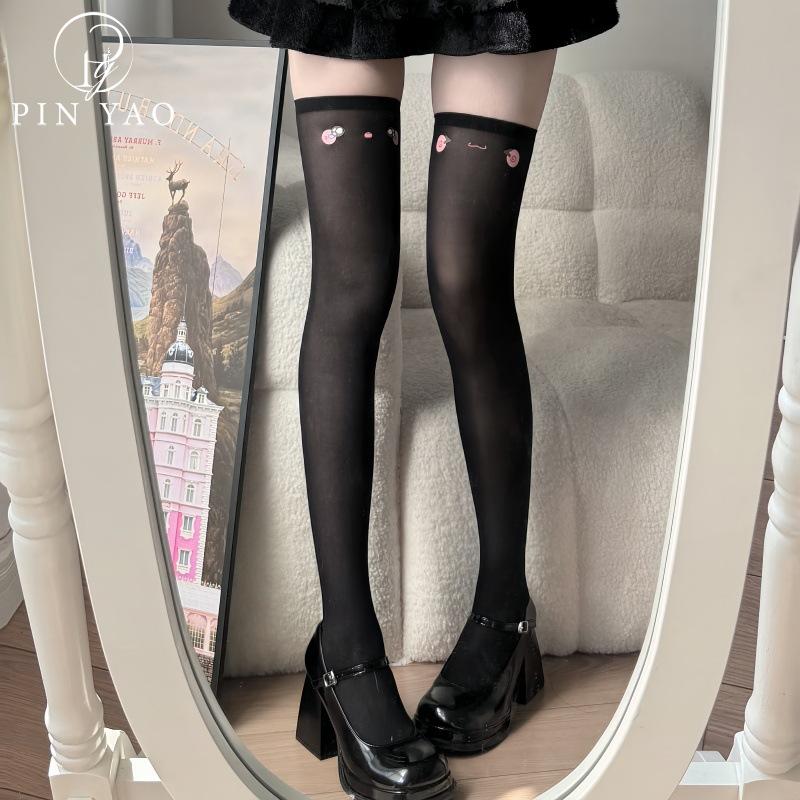 Japanese Pure Desire Two-Dimensional Sweetheart Kaomoji Cute Print Subculture Knee Socks Classic Stockings White Stockings Jk