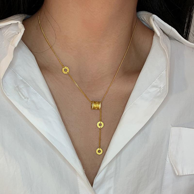 Zircon Printed Pendant Necklace Fashion Light Luxury Collarbone Chain New Item Jewelry Women's High Sense