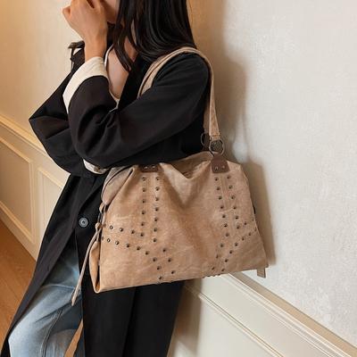 Simple Underarm Big Bag Women's New Trendy Cool Rivet Tote Bag Fashionable Versatile Commuter Shoulder Bag